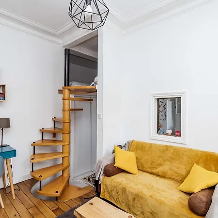 Nice And Comfortable 26M Near Paris Apartament *